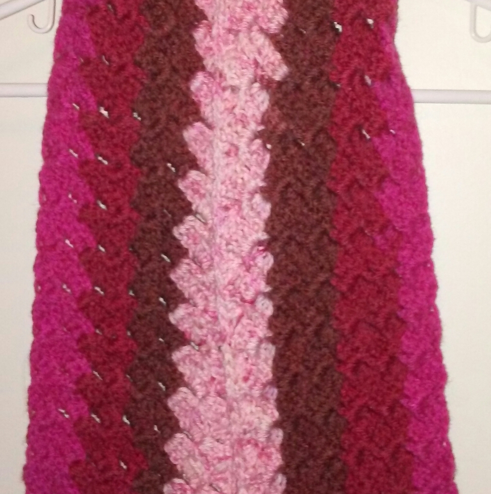 Childs Scarf - Picture 2 of 2
